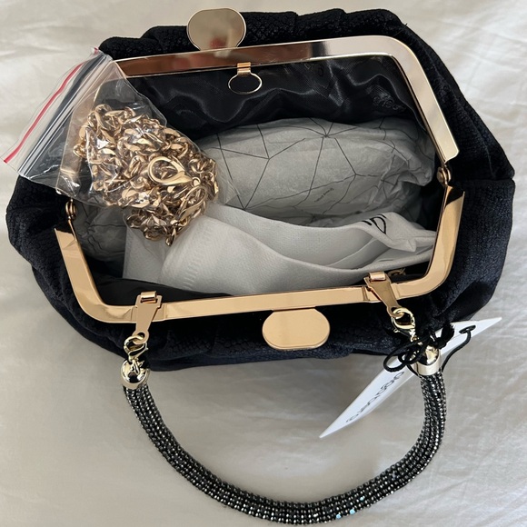 Brand new unused w/tags Caitlin Velvet Crystal Handle Bag - Picture 4 of 5